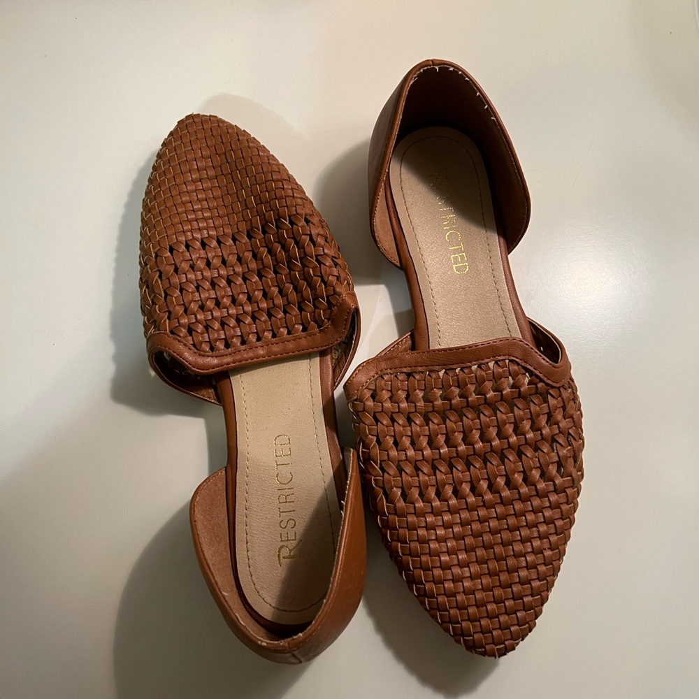 Tan Flats
